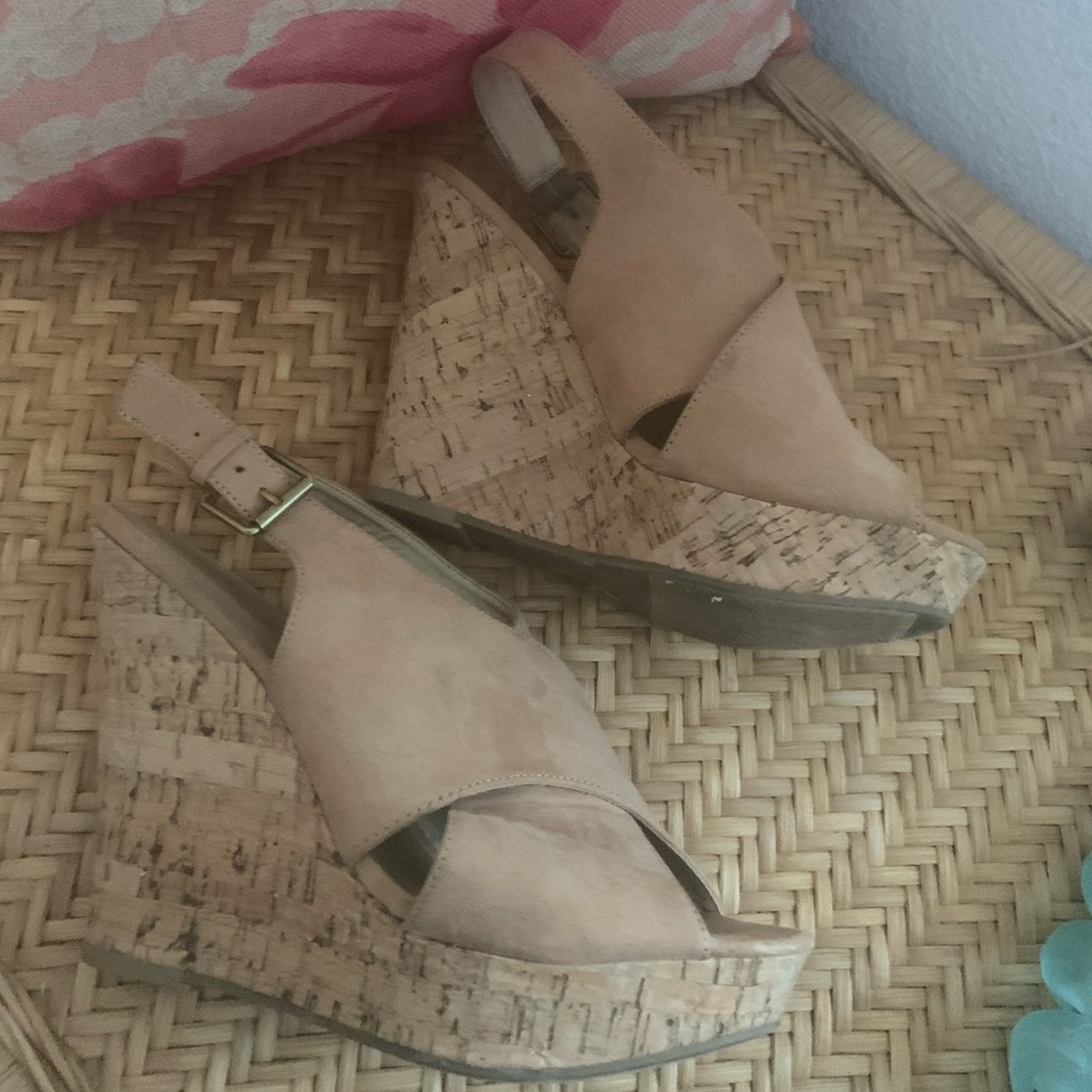 Chinese Laundry Camel Suede 5” Cork Platform Sandals Open Toe Shoes Sz 9.5